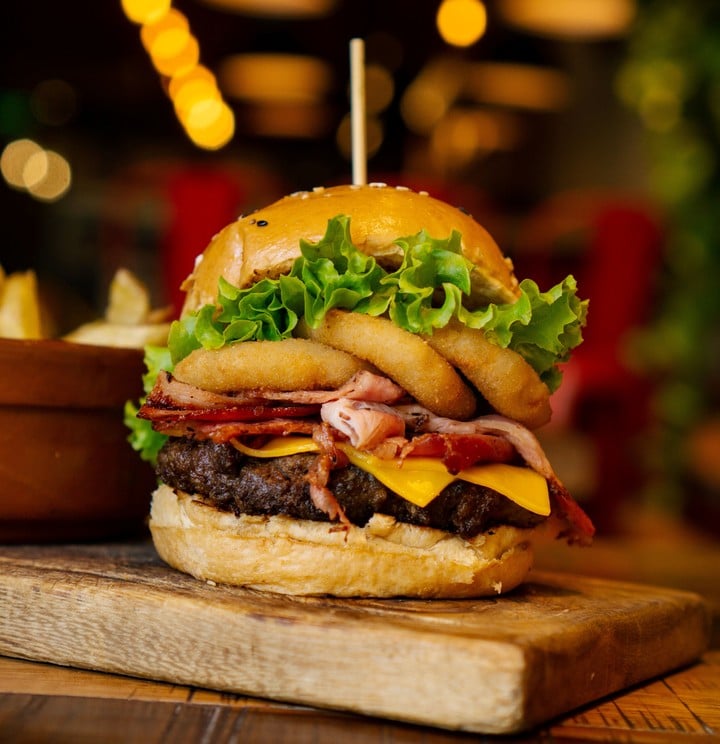 Hamburguesas con descuento en la Noche de la Gastronomía 2022.