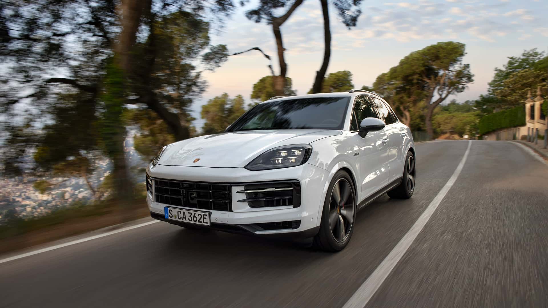 El nuevo Cayenne S E-Hybrid de Porsche se lanza en Argentina con 519 CV de potencia